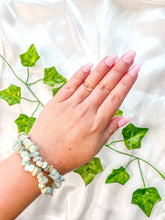 Load image into Gallery viewer, Caribbean Calcite Chip Bracelet
