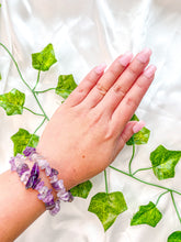 Load image into Gallery viewer, Amethyst Chip Bracelet
